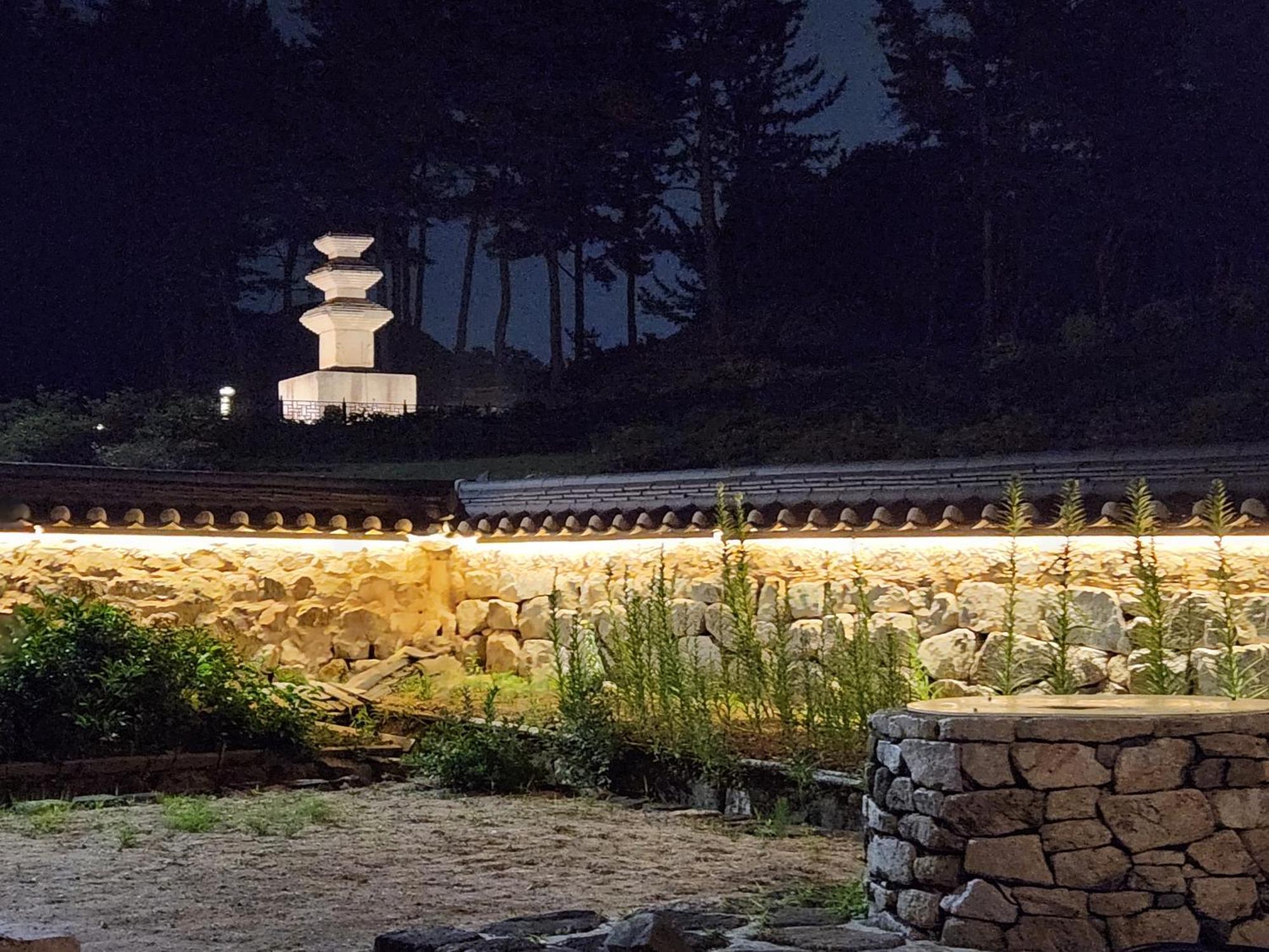 Dobong Seodang Gyeongju Bagian luar foto
